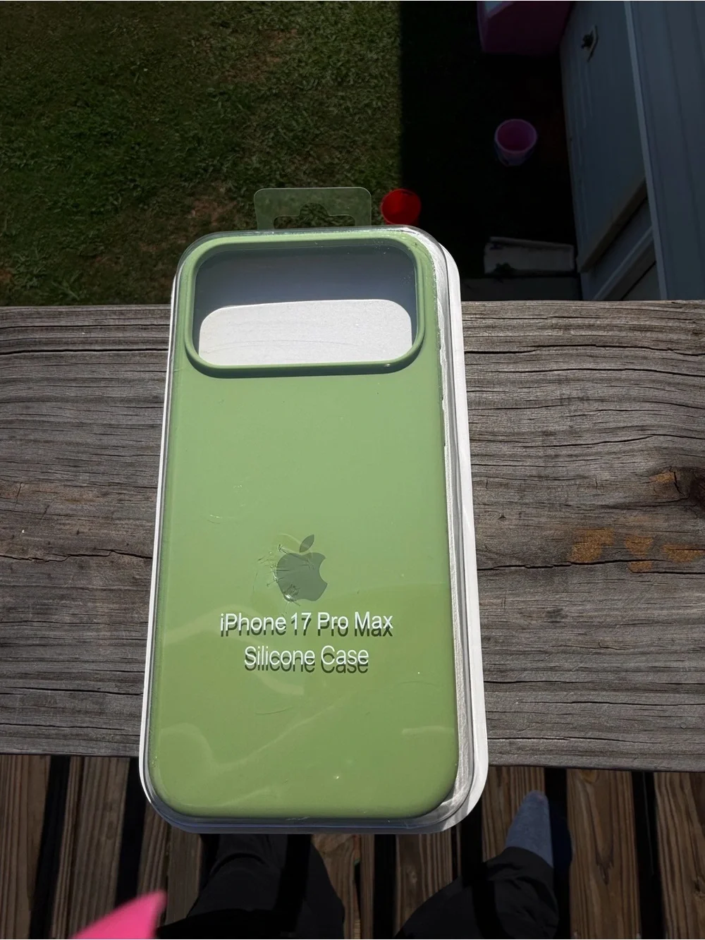 Apple iPhone 17 Pro Max Silicone Case - Pistachio Green